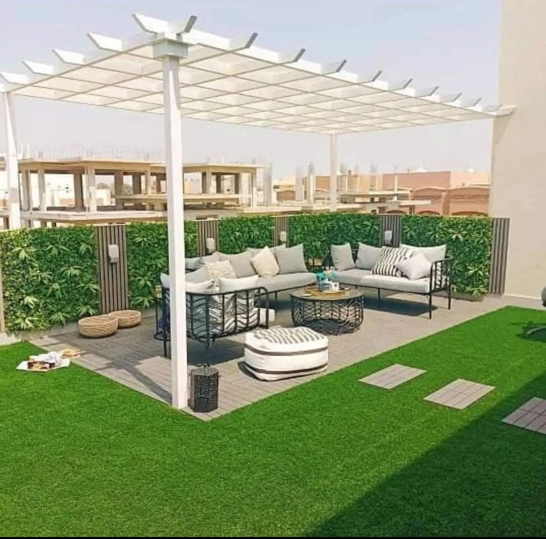 عشب صناعي